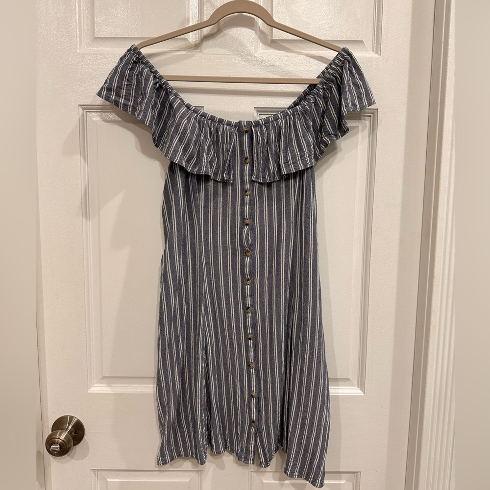 American Eagle off-shoulder dress